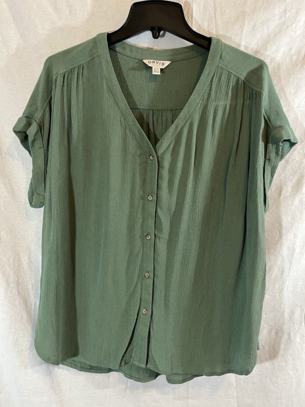 Orvis Women’s Medium Green V-Neck Short Sleeve Blouse
